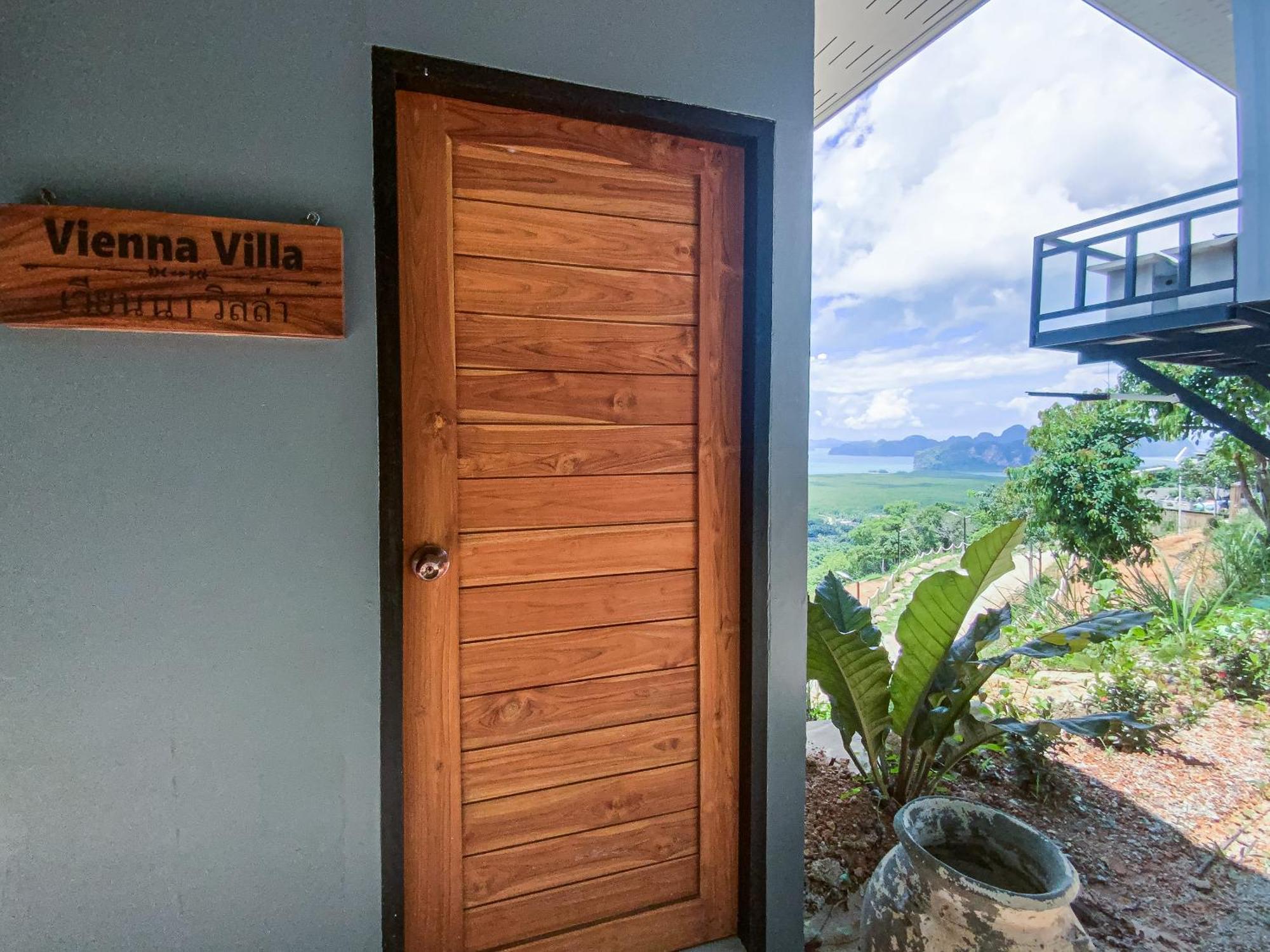 Samet Nangshe Goodview Hotel Takua Thung Bagian luar foto