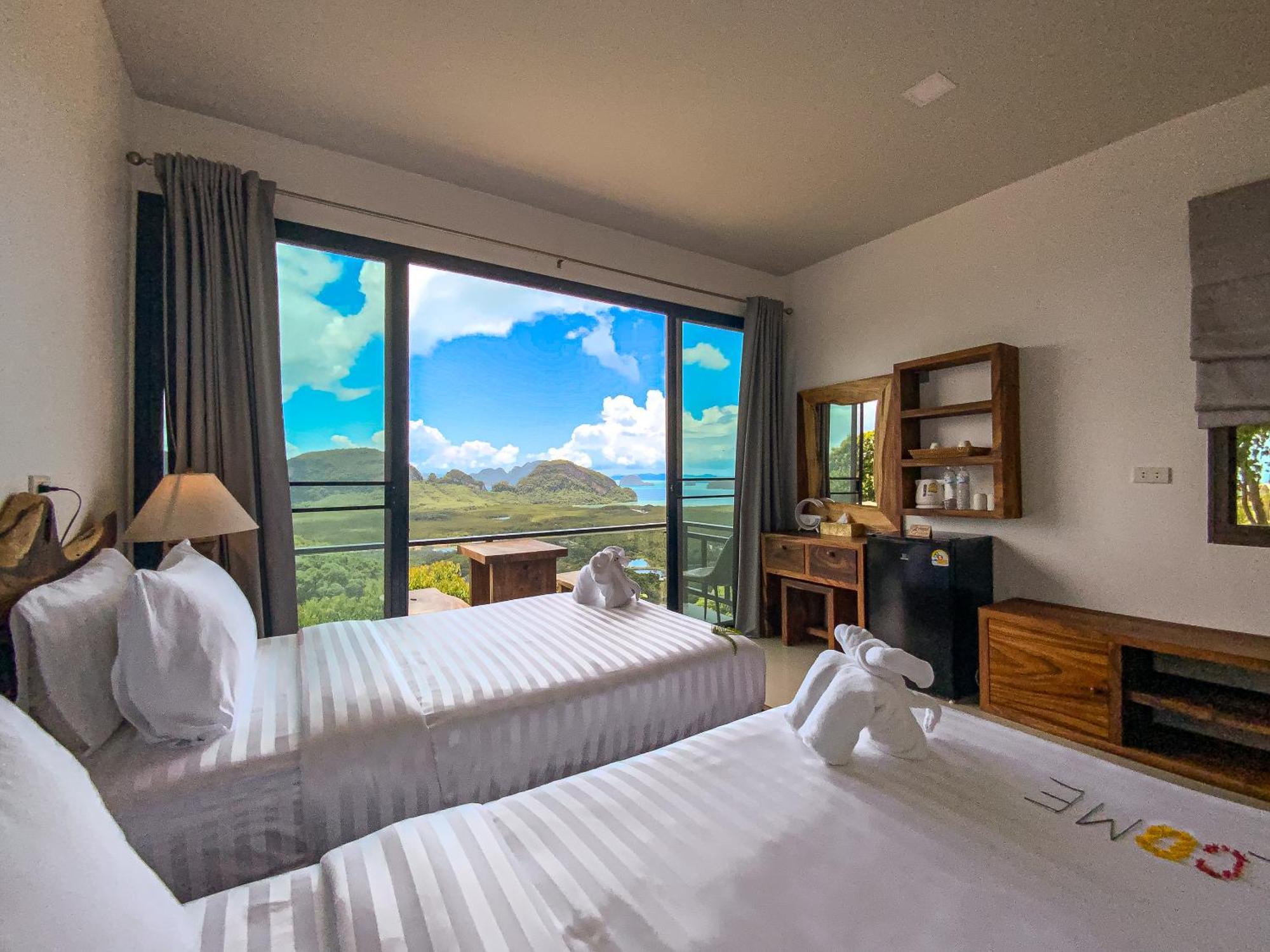 Samet Nangshe Goodview Hotel Takua Thung Bagian luar foto