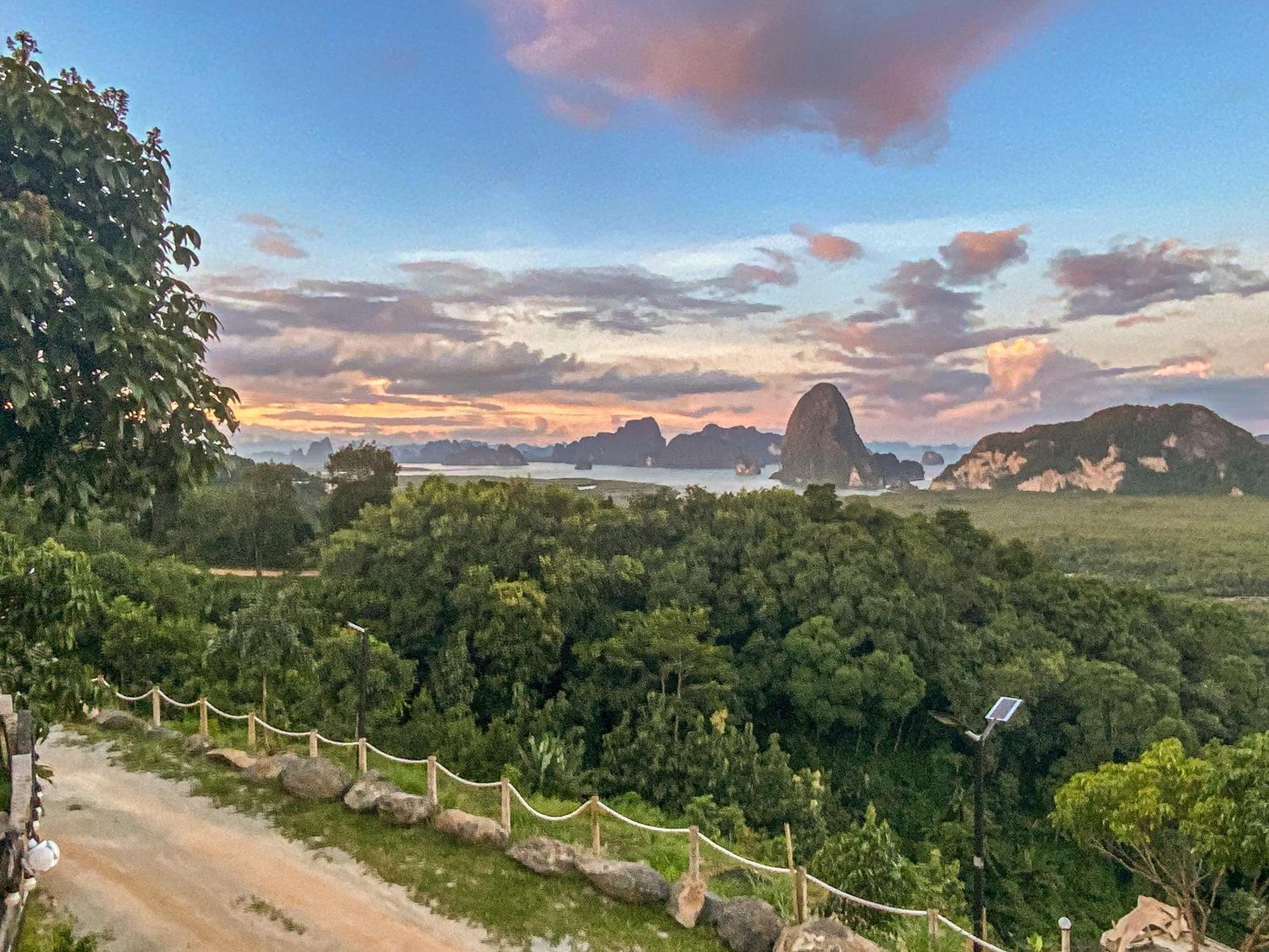Samet Nangshe Goodview Hotel Takua Thung Bagian luar foto